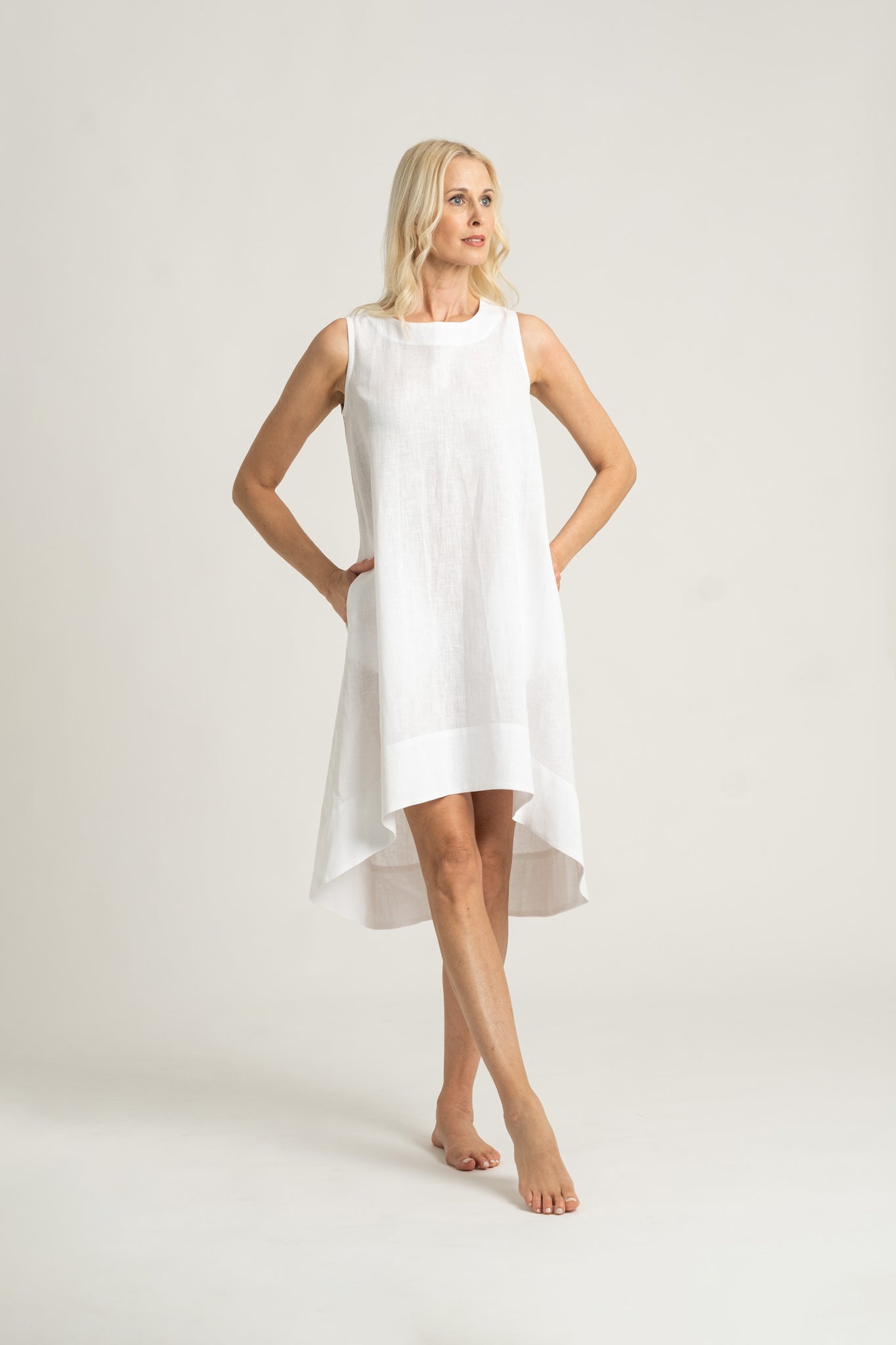 Illya Midi Dress White Luxmii