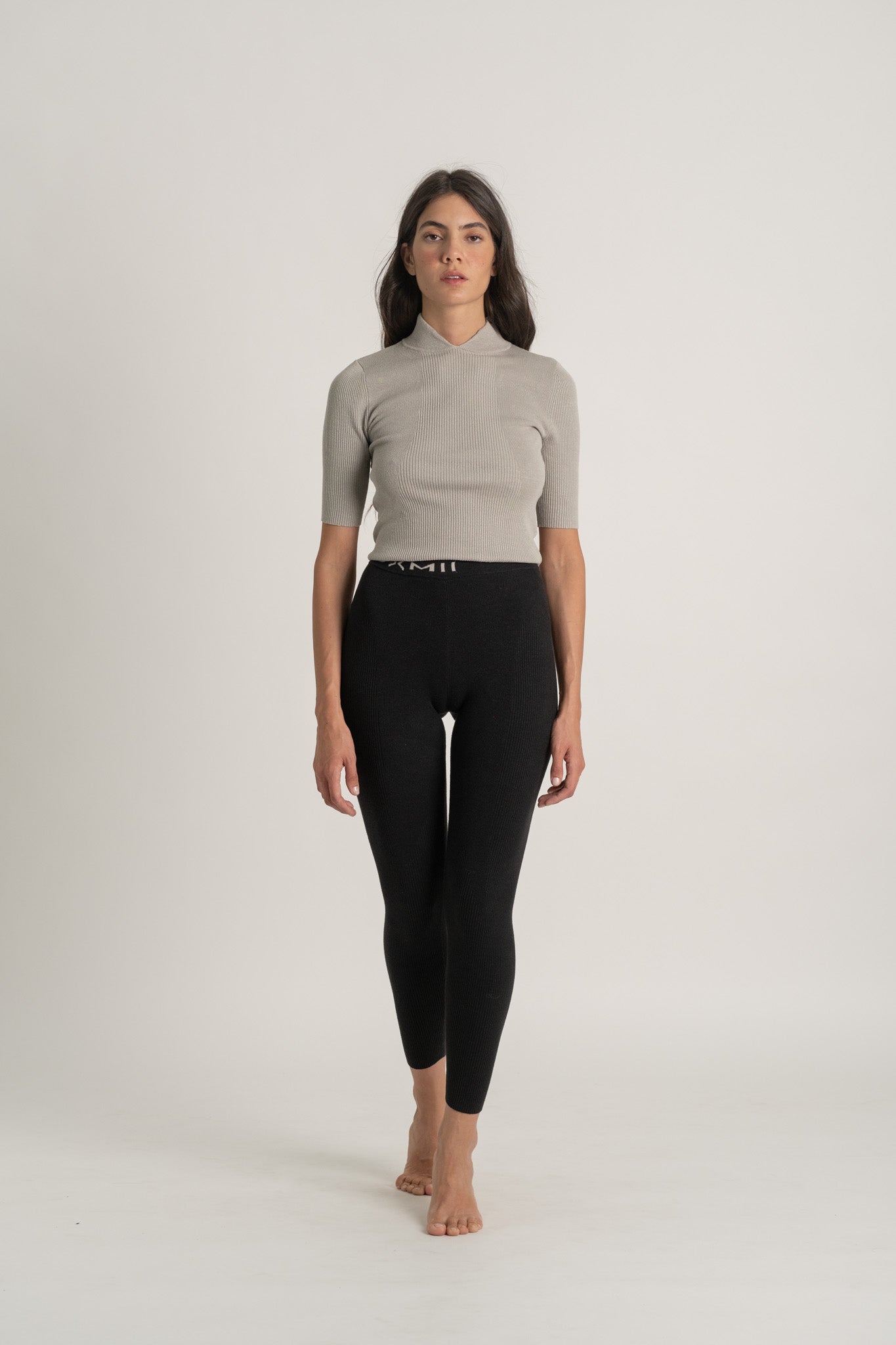 Ribbed Linen Entonnoir Top in Pebble Grey Luxmii