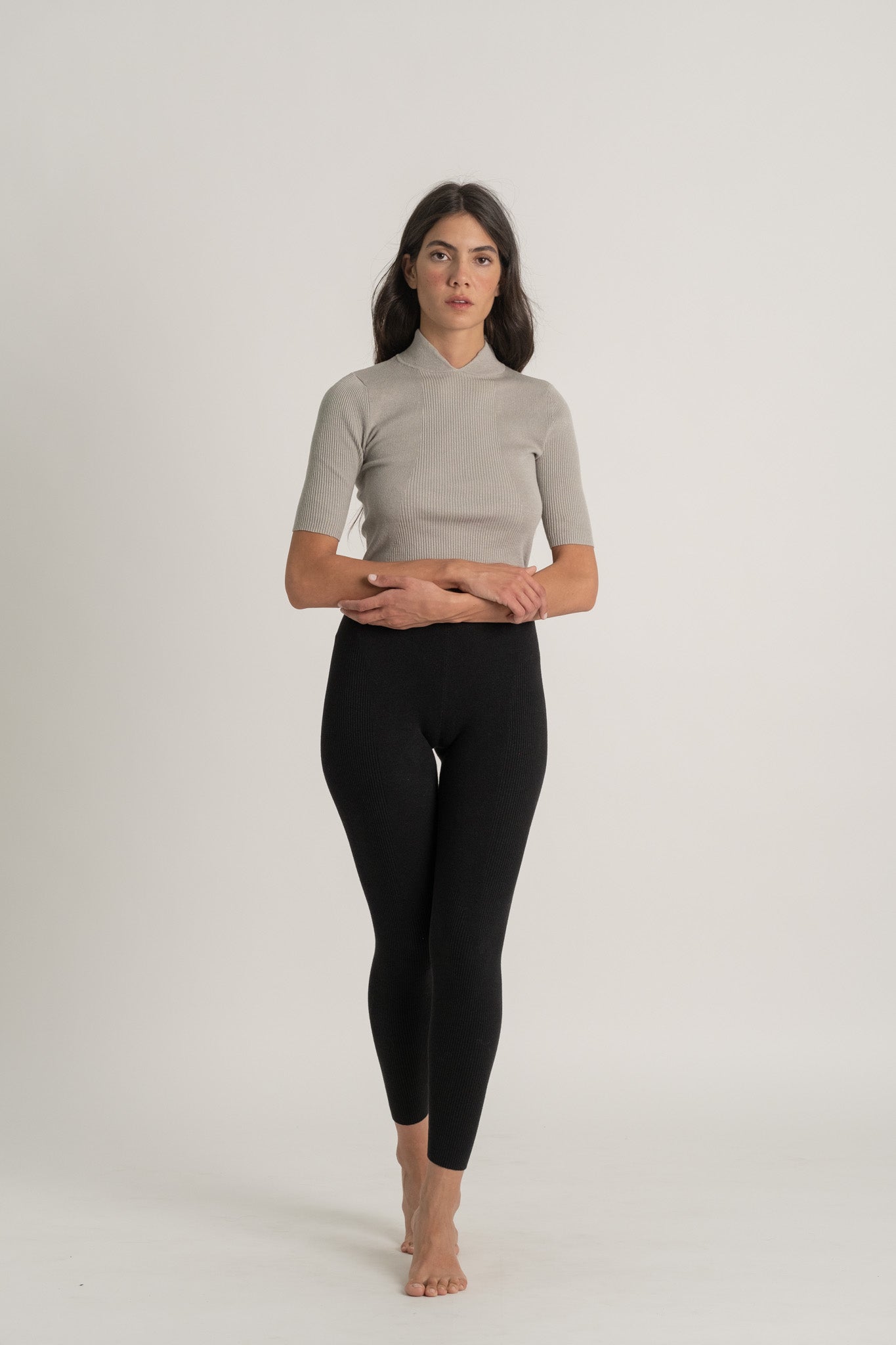 Ribbed Linen Entonnoir Top in Pebble Grey Luxmii